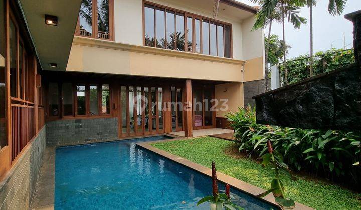 Rumah Tropical Modern Siap Huni di Cipete Area Strategis Dkt Mrt 2