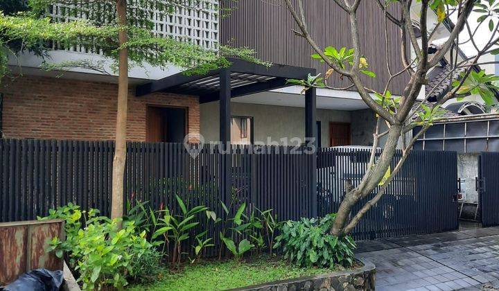 Rumah Modern Industrial dlm komp Lebak bulus strategis dkt MRT  1