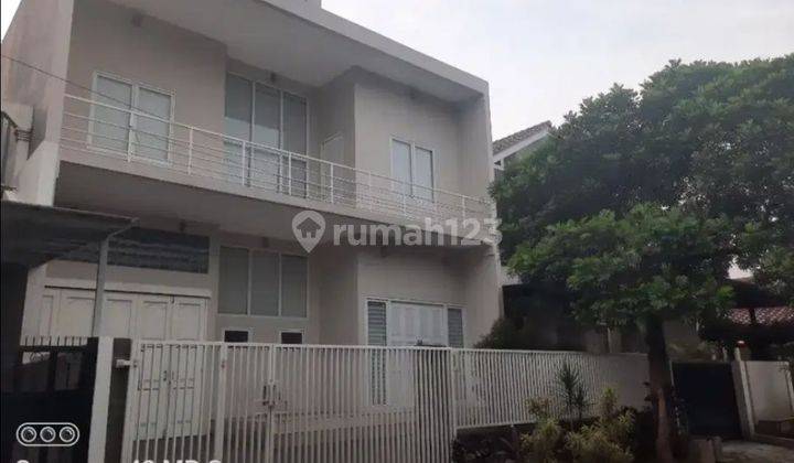 Rumah cantik terawat siap huni di Pondok Indah Lingkungan asri  1