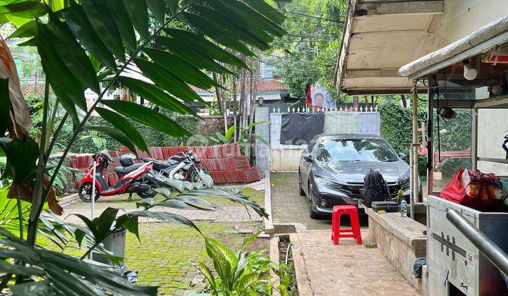 RUMAH KYK HUNI HITUNG TANAH LOKASI PREMIUM JALAN UTAMA KEB BARU 2