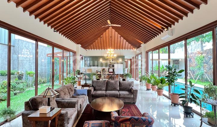 RUMAH MEWAH TROPICAL MODERN CIPETE SIAP HUNI STRATEGIS DKT TOL RUMAH MEWAH TROPICAL MODERN CIPETE SIAP HUNI STRATEGIS DKT TOL