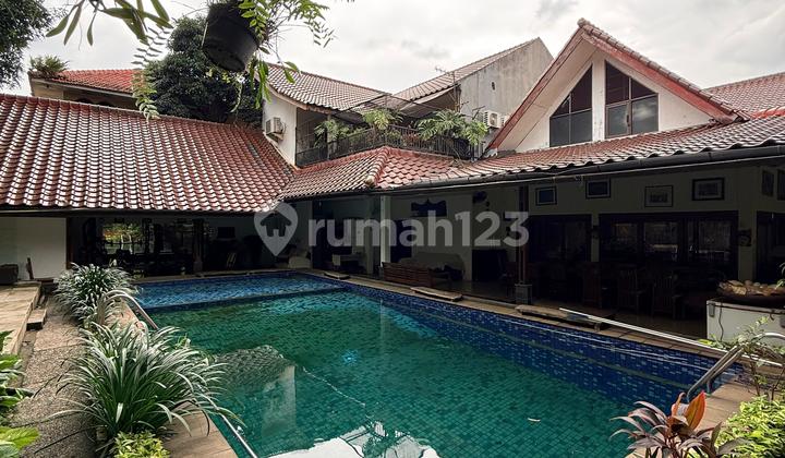 Rumah Konsep Compound Lokasi Premium Cipete Dekat Kemang dan Tol