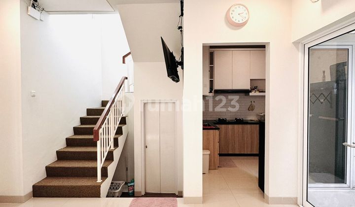 RUMAH MODERN LOKASI PREMIUM CIREUNDEU AKSES MUDAH DEKAT ST. MRT 2