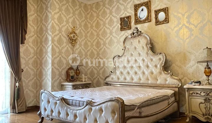 RUMAH BERGAYA AMERICAN CLASSIC KEMANG SIAP HUNI BEBAS BANJIR  2