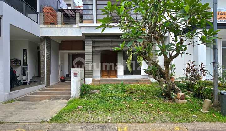 RUMAH SIAP HUNI DALAM CLUSTER BINTARO JAYA SEKTOR 9 STRATEGIS 