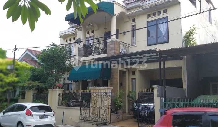 Rumah Siap Huni Dalam Komplek Bintaro Sektor 3 Belakang Binplaz