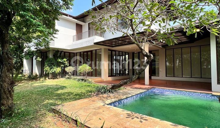 RUMAH TROPICAL DGN HALAMAN LUAS KEMANG PRIVATE POOL SIAP HUNI 