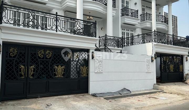 MODERN CLASSIC NEW HOUSE S.POOL PRIVATE ELEVATOR CILANDAK NEAR MRT
