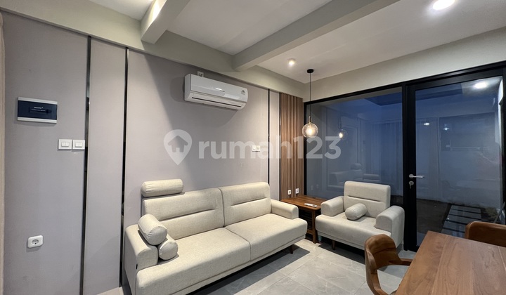 Mulyosari near Sutorejo Babatan, luxurious furnishings. 2