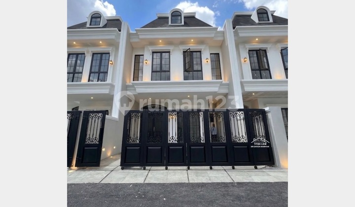 Dharmahusada Indah near Kertajaya Indah and Galaxi Mall. 1