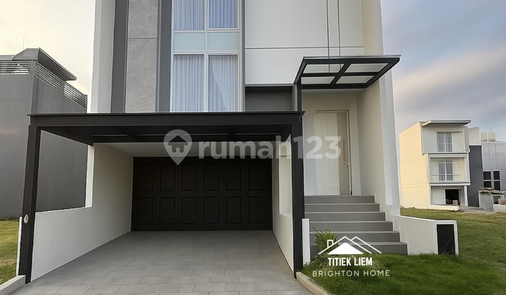 Pakuwon City near Pakuwon City Mall. 1