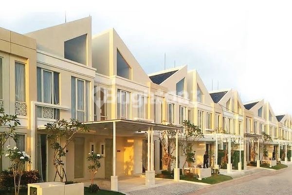 Baru gres READY Grand Pakuwon