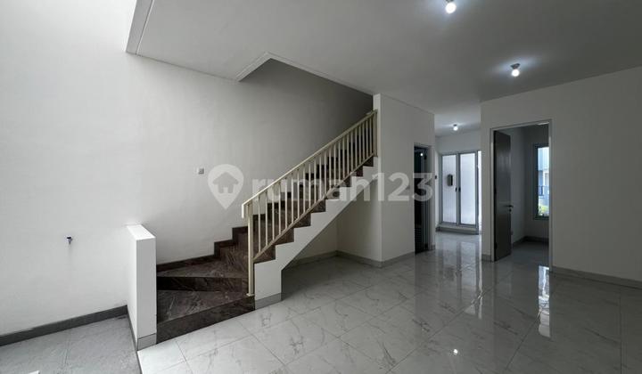 Dijual Rumah Baru Minimalis 2 Lantaipondok Tjandra, Sidoarjo, Jawa Timur 2