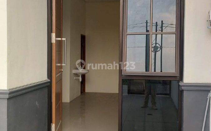 Di jual MURAH Rumah Baru gresss Minimalis 2 lantai, Medokan, Surabaya Timur 2