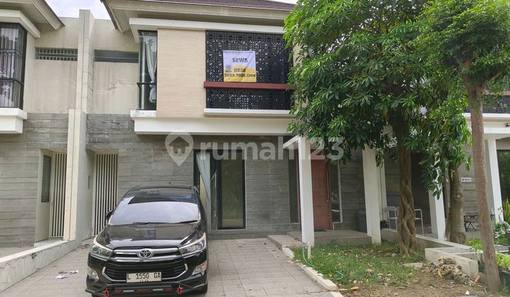 Sewa Murah Rumah Citraland, North West Lake, Surabaya Barat