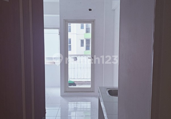 Affordable 1 Bedroom Rent in CBD Puncak, Wiyung, West Surabaya. 1st Floor.