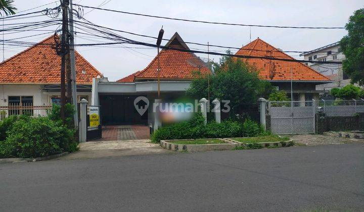 Sewa Murah Rumah Bisnis Jalan Pajajaran, Surabaya Pusat 1