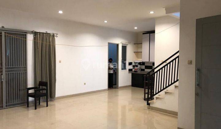 Rumah Cantik Di Icon Bsd Sangat Nyaman /Aman Bwat Tinggal 1