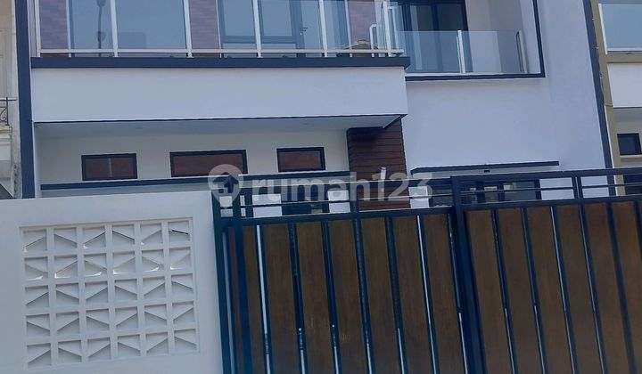 Rumah Baru Bsd Nusa Loka Paling Depan Sangat Nyaman/aman Bwat Tinggal