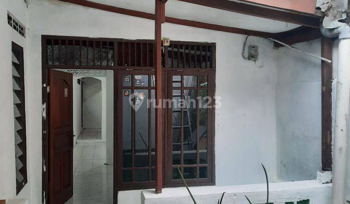 Dijual Rumah Besar Stategis di Durensawit Jakarta Timur. 1