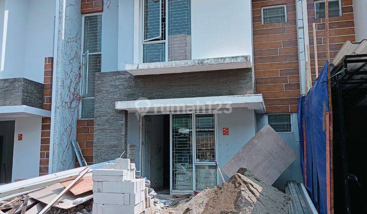 Rumah di Cluster Sevilla Bsd Sedang di Renovasi 1