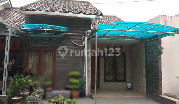 For Sale House in Laguna Residence Perigi