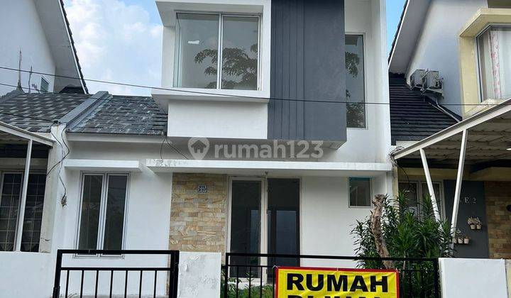 Rumah Nyaman 2 Lantai Lokasi Strategis di Serpong Park, Tangerang Selatan 1