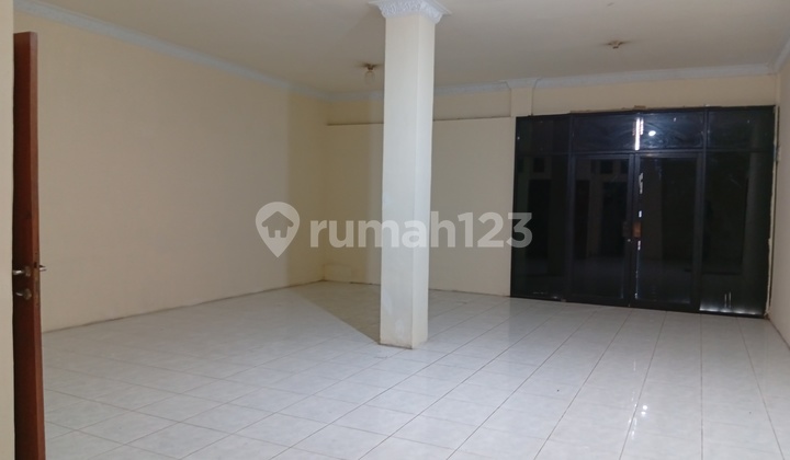 Rumah Cocok untuk Kantor Disewakan di Kalibata Utara, Jalan 2 Mobil Rumah Cocok untuk Kantor Disewakan di Kalibata Utara, Jalan 2 Mobil