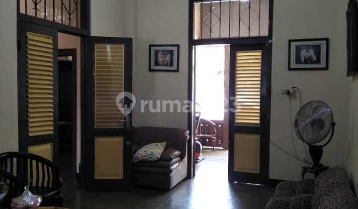 Rumah Model Classic Dijual Di Cipinang