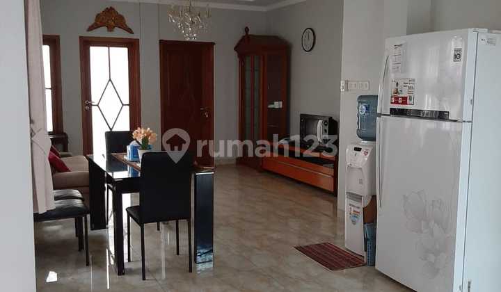 Fully Furnished House for Rent in Kalibata, Strategic Location, Two-Car Road 2