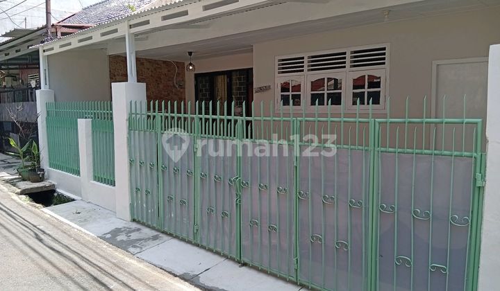 Rumah Disewakan Di Tebet Barat Dalam, Jalan 1 Mobil