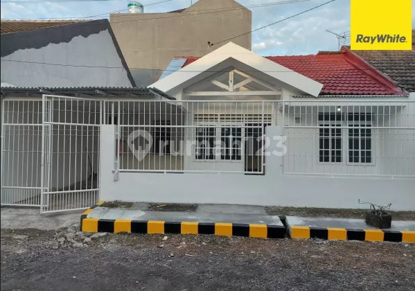 Disewakan Rumah di Babatan Mukti, Wiyung 1