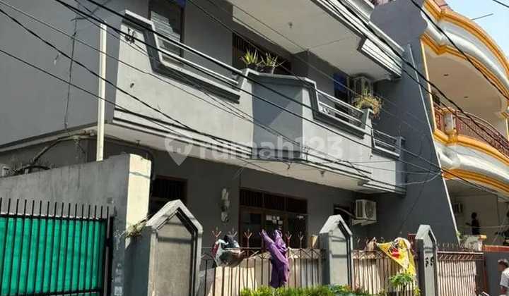 Dijual Rumah Kost di Grogol ada 22 Kamar Lokasi Dekat dengan Universitas Dijual Rumah Kost di Grogol ada 22 Kamar Lokasi Dekat dengan Universitas
