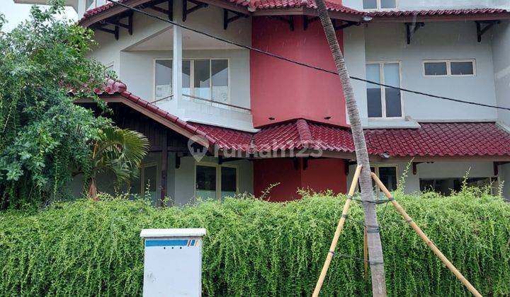 Dijual Rumah Hoek di Pantai Mutiara Hadap Timur LT 287  1