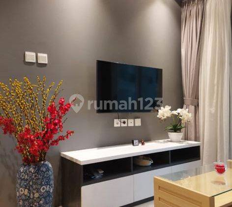 Apartemen Signature Park Grande 2 BR Furnished Lantai Rendah  1