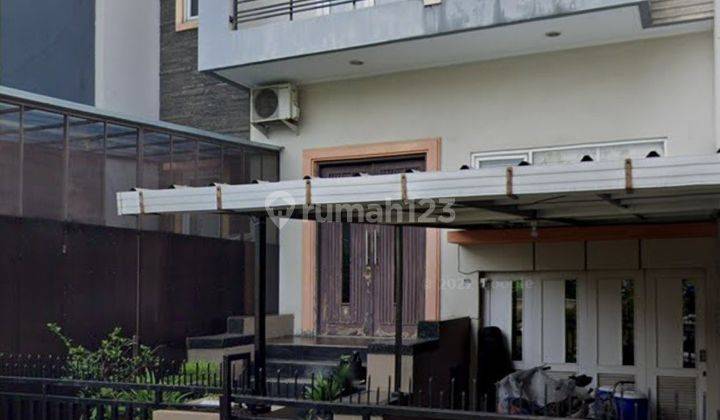 Dijual Rumah di Puri Permata Mediterania 3 Lantai View Pool 1