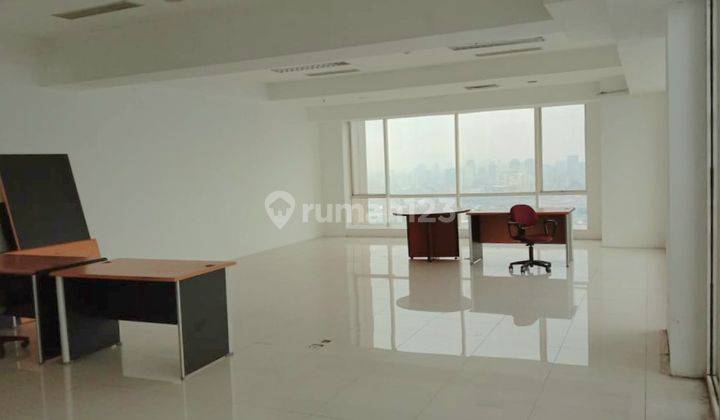 Dijual Office di Grand Slipi Tower Size 97,5 M2 Siap Pakai 