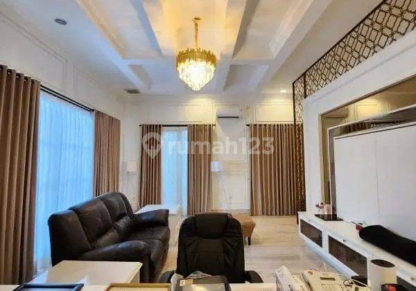 Dijual Rumah Bagus Classic White House di Cempaka Putih  2