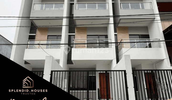 Dijual Rumah Baru 3,5 Lantai di Kavling Polri Jakarta Barat  1