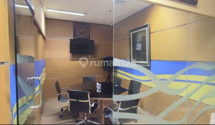 Dijual Office di Equity Tower Size 221 , Kondisi Semifurnished  2