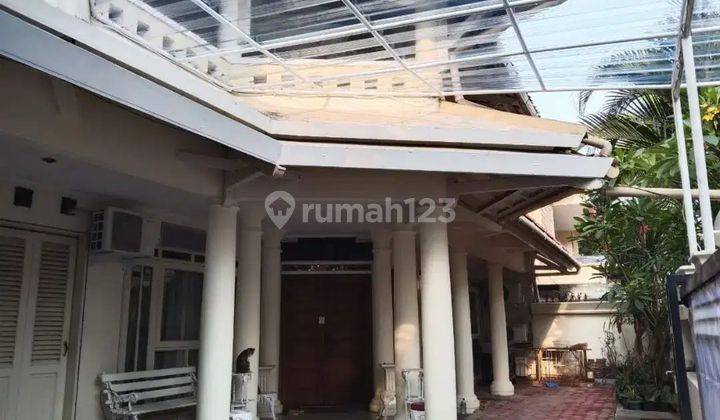 Dijual Rumah di Lokasi Elit Simprug Golf Kebayoran Lama Lt 300  1