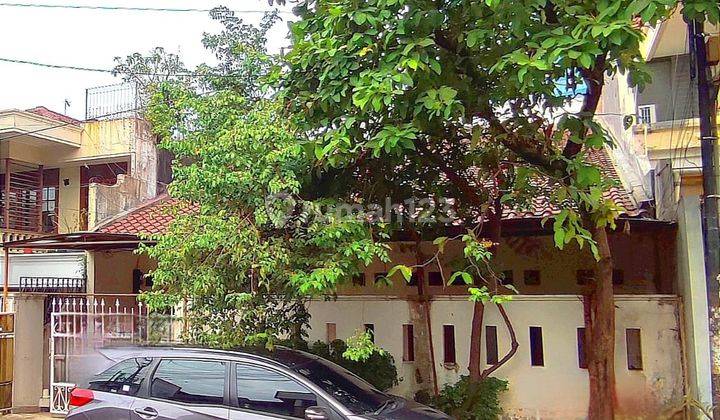 Dijual Rumah di Pejompongan Bendungan Hilir LT 210 , Lokasi Strategis  1