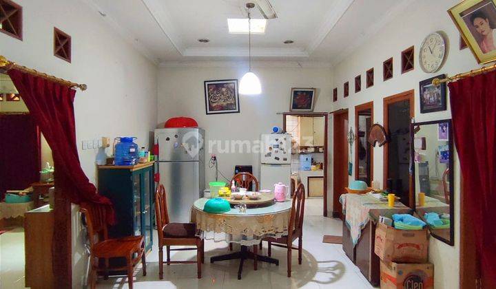 Dijual Rumah di Pejompongan Bendungan Hilir LT 210 , Lokasi Strategis  2