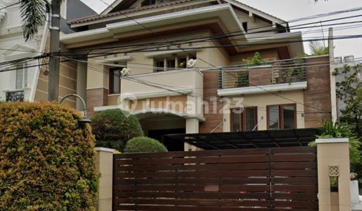 Dijual Rumah di Puri Indah Salah satu Cluster dengan Row Jalan Paling Lebar 