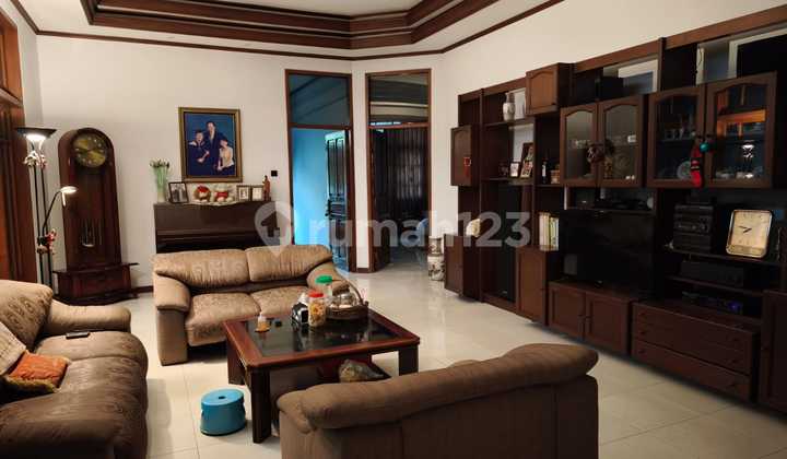 For Sale House in Puri Indah, South Kembangan, Land Area 508 m2, Hook Position 2