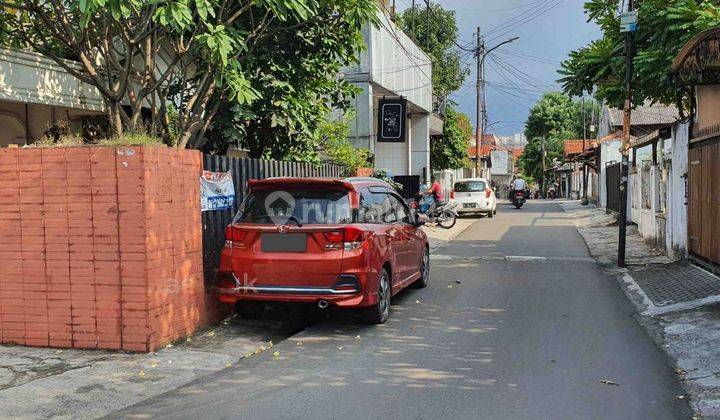 Dijual Rumah di Pancoran, Jakarta Selatan Lt 481 Cocok Untuk Dibangun Ulang 2