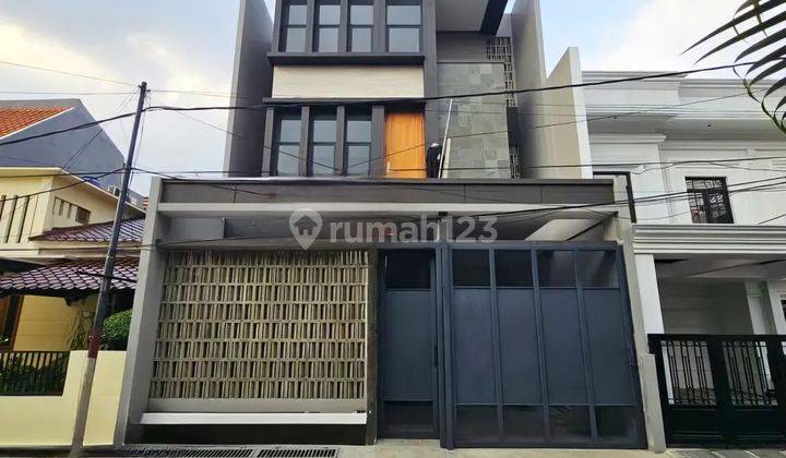 Dijual Rumah Baru Minimalis di Pondok Indah 3 Lantai Hadap Selatan  1