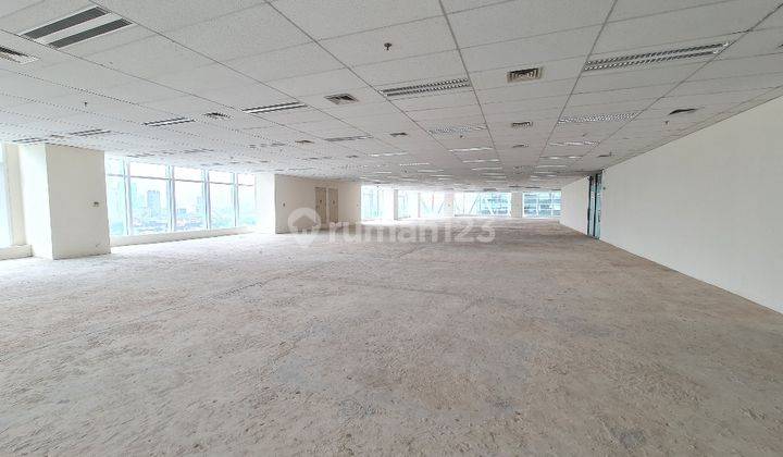 Disewakan Office Space di Equity Tower Bare Condition Size 675 1