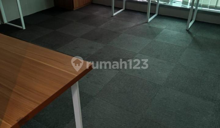 For Sale Office Space in St Moritz Lippo Tower Puri Indah Size 377 m2 Ready to Use