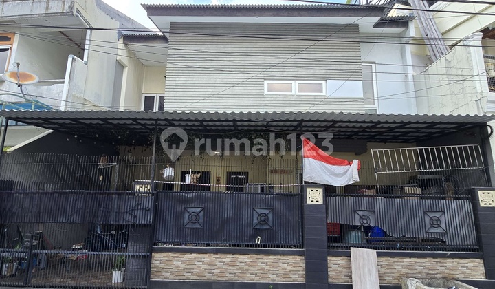 Dijual Rumah 2 Lantai di Tomang Mandala, Jalan 2 Mobil Bebas Banjir Dijual Rumah 2 Lantai di Tomang Mandala, Jalan 2 Mobil Bebas Banjir